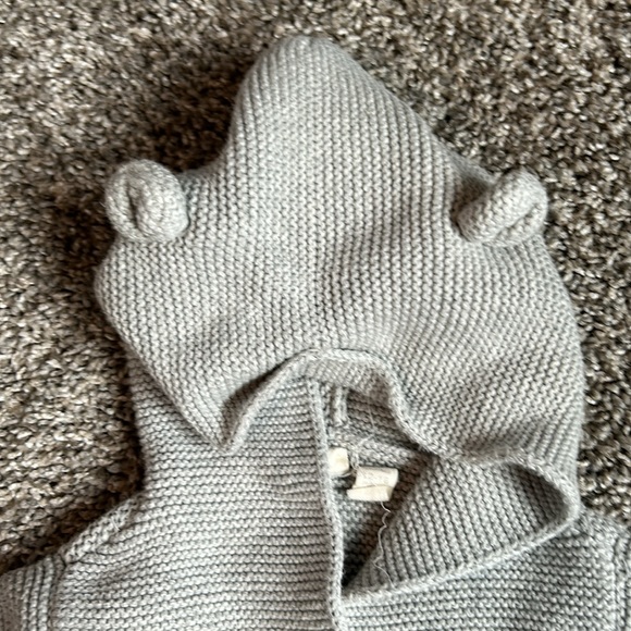 Baby Gap 12-18 months boys sweater button up light gray with hood and ear detail - Picture 2 of 6